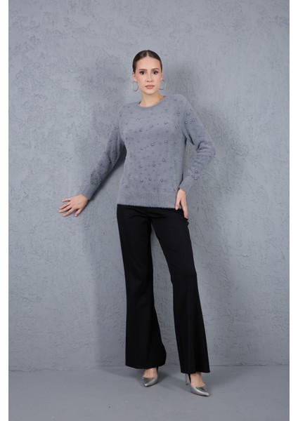 Kadın Gri Sakal Iplik Inci Detaylı Bisiklet Yaka Triko Kazak