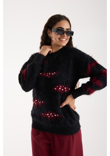 Kadın Siyah-Bordo Sakal Iplik Taş ve Inci Detaylı Bisiklet Yaka Triko Kazak fiyatları