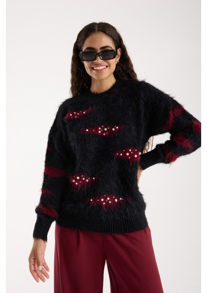 Kadın Siyah-Bordo Sakal Iplik Taş ve Inci Detaylı Bisiklet Yaka Triko Kazak fırsatları