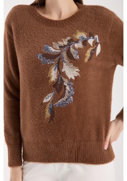 Kadın Taba Sakal Iplik Yaprak Desenli Boncuk Nakışlı Bisiklet Yaka Triko Kazak modelleri