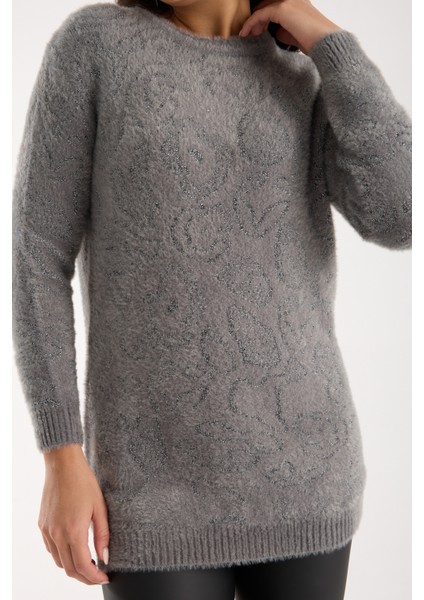 Kadın Gri Simli Sakal Iplik Yan Yırtmaçlı Bisiklet Yaka Triko Kazak fırsatları