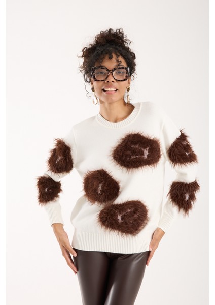 Kadın Beyaz-Kahve Sakal Iplik Bisiklet Yaka Triko Kazak indirimleri