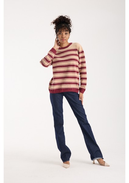 Kadın Krem-Bordo Çizgili Çapraz Kontrast Dikiş Detaylı Şönil Kadife Triko Kazak