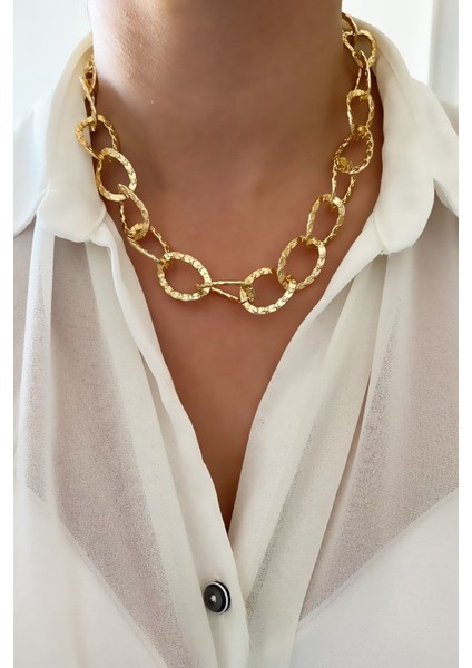 Yıldız Işlemeli Gold Kolye