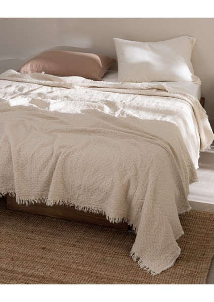 Bradley Çift Kişilik Pamuklu Yatak Örtüsü - Ekru fiyatları