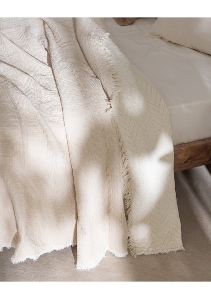 Bradley Çift Kişilik Pamuklu Yatak Örtüsü - Ekru fırsatları