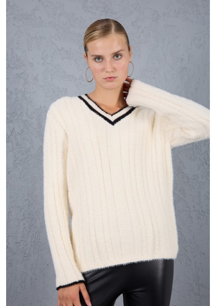Kadın Ekru Sakal Iplik Kontrast Biyeli V Yaka Triko Kazak fiyatları