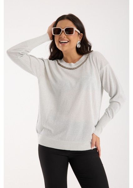 Kadın Beyaz Viskon Vortex Iplik Taş Detaylı Bisiklet Yaka Simli Triko Bluz fiyatları