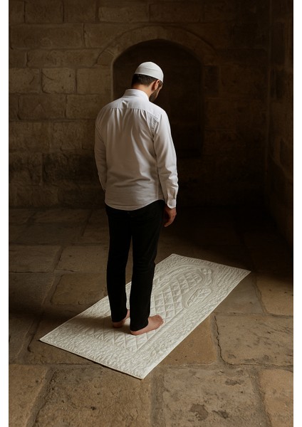 Saten Kapitone Elyaf Dolgulu Seccade (85 x 135 Cm.)