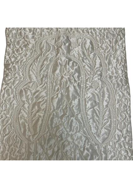 Saten Kapitone Elyaf Dolgulu Seccade (85 x 135 Cm.) fırsatları