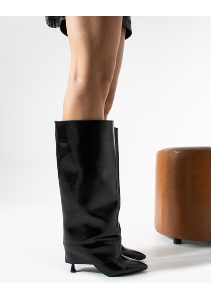 Dora Kadın Deri Sivri Burun Topuklu Çizme