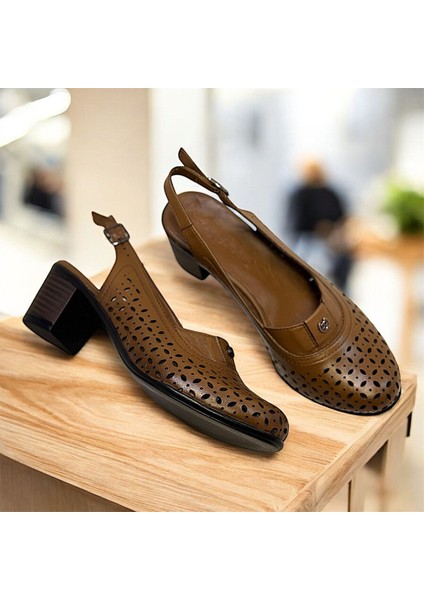 Kafkaslar Önü Kapalı Topuklu Hakiki Deri Anne Sandalet Ayakkabı fiyatları