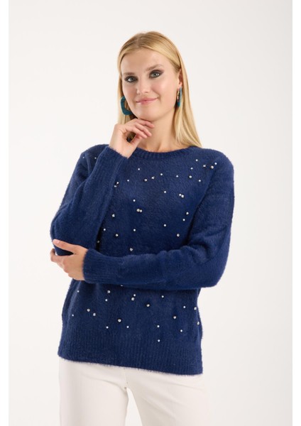 Kadın Lacivert Bisiklet Yaka Taş ve Inci Işlemeli Triko Kazak fırsatları