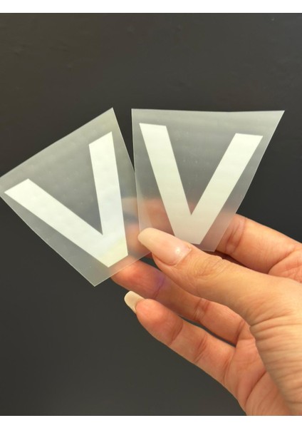 2 Li Ütü Ile Yapışan V Harfi Arma Transfer Baskı 5x5 cm