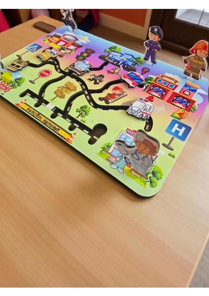 Ahşap Koordinasyon Oyunu (Hareketli Araçlar, Meslekler ve Trafik Levhaları)