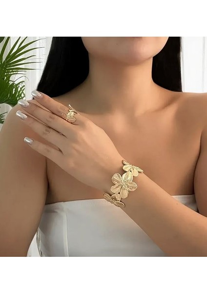 Altın Rengi Çiçekli Bilezik ve Yüzük Set