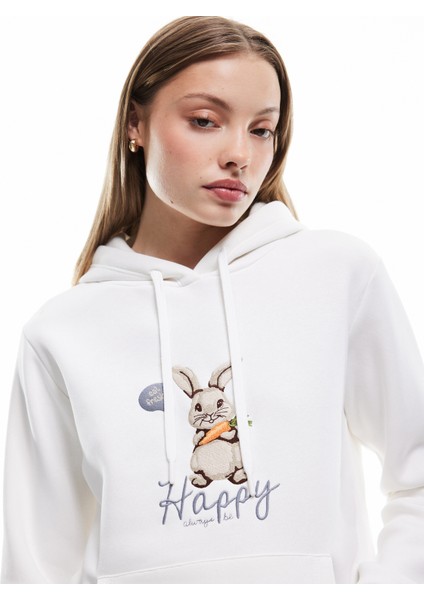 Üç Iplik Şardonlu Nakış Detaylı Kanguru Cepli Kapüşonlu Sweatshirt
