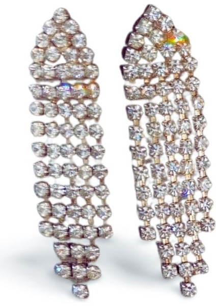 Gümüş Rengi Kristal Taşlı Uzun Sarkık Küpe - Avize Stil Parlak Damla Model Kadın Takı