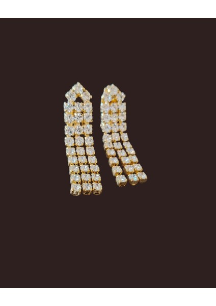 Gümüş Rengi Kristal Taşlı Uzun Sarkık Küpe - Avize Stil Parlak Damla Model Kadın Takı modelleri