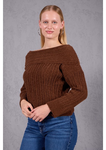 Kadın Acı Kahve Şönil Kadife Carmen Yaka Triko Kazak modelleri