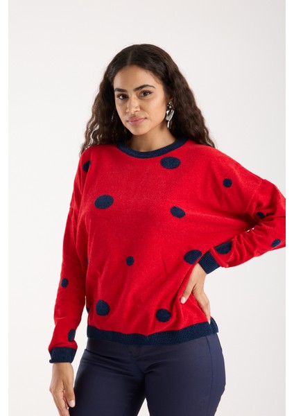 Kadın Kırmızı Puantiyeli Şönil Kadife Bisiklet Yaka Triko Kazak indirimleri