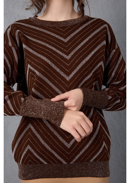 Kadın Acı Kahve Geniş Manşetli Bisiklet Yaka Sim Desenli Triko Bluz modelleri