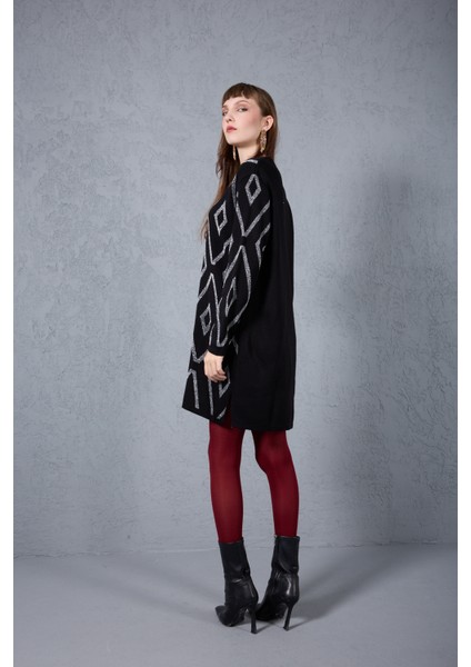 Kadın Siyah Yan Yırtmaçlı Bisiklet Yaka Sim Desenli Triko Bluz