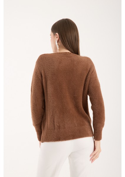 Kadın Taba Sakal Iplik Taş ve Inci Detaylı Bisiklet Yaka Triko Kazak