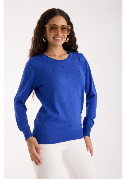 Kadın Saks Mavisi Elit Viskon Kumaş Taş ve Inci Detaylı Yuvalak Yaka Triko Bluz fiyatları