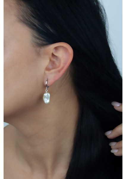 Inci Sallantılı Küpe