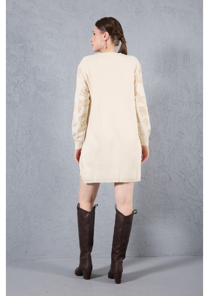 Kadın Ekru Yan Yırtmaçlı Bisiklet Yaka Sim Desenli Triko Bluz