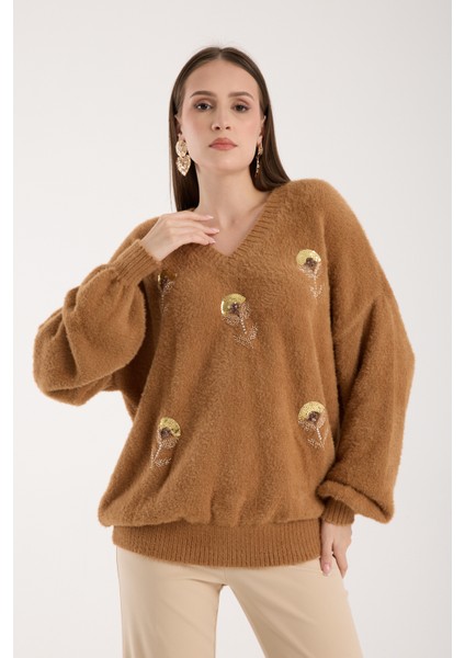 Kadın Taba Sakal Iplik Balon Kollu Boncuk Nakışlı V Yaka Triko Kazak