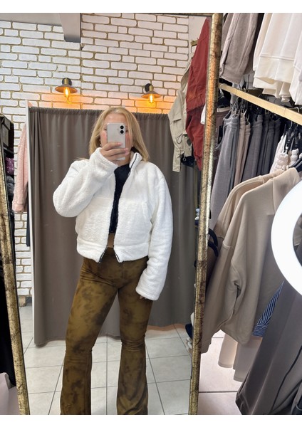 Kuzu Crop Ceket indirimleri