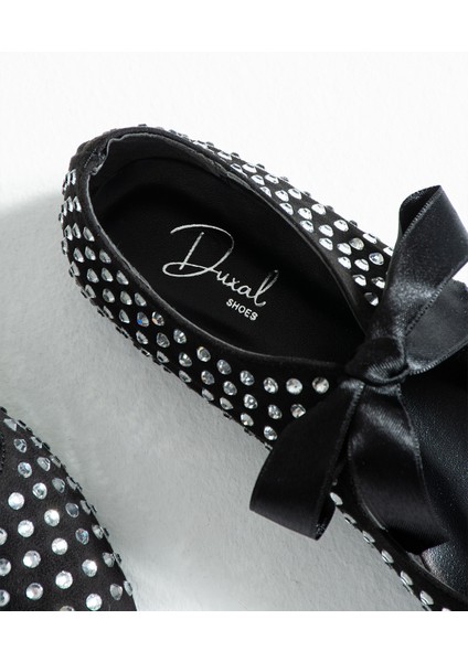 Nina Siyah Sivri Burun Taşlı Kurdele Detaylı Kadın Babet indirimleri