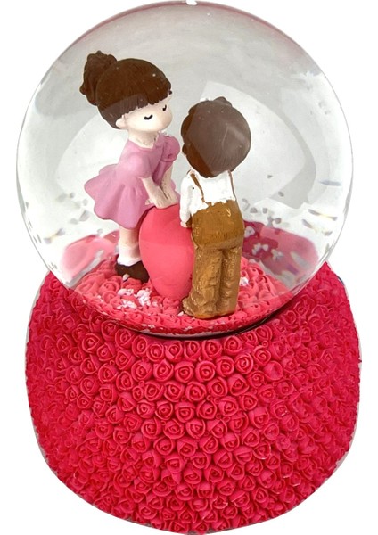 Love Sevgililer Işıklı ve Müzikli Kar Küresi fırsatları