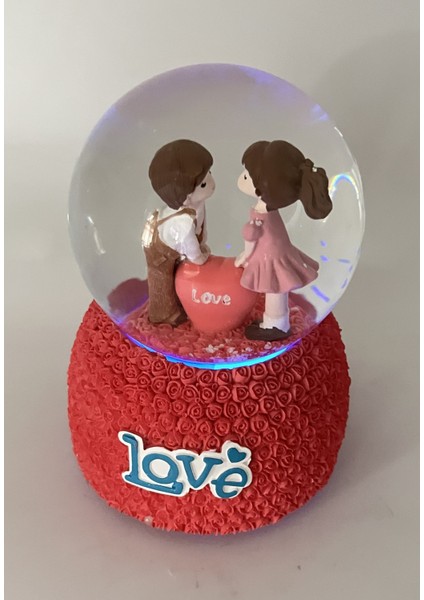 Love Sevgililer Işıklı ve Müzikli Kar Küresi indirimleri