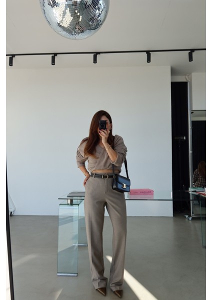 Kemerli Düz Fit Pantolon fiyatları