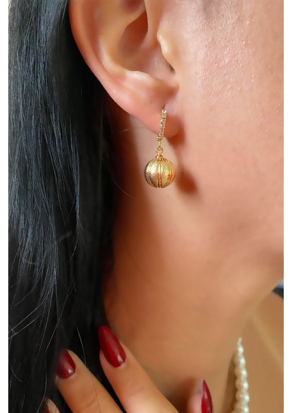 Zirkon Taşlı Gold Küre Sallantılı Küpe fırsatları