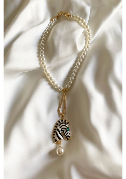 Dorika Detay Zebra Figürlü Inci Kolye fiyatları