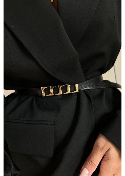 Geometrik Tokalı Ince Deri Kemer fırsatları