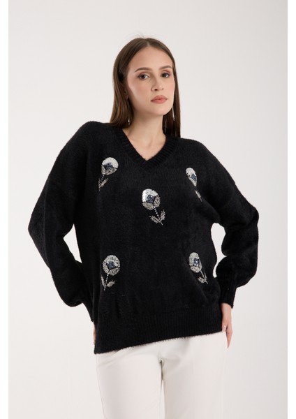 Kadın Siyah Sakal Iplik Balon Kollu Boncuk Nakışlı V Yaka Triko Kazak fiyatları