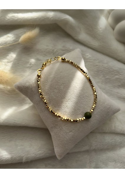 Yeşim Taşı Altın Kaplama Küp Dorika Bileklik El Yapımı fiyatları