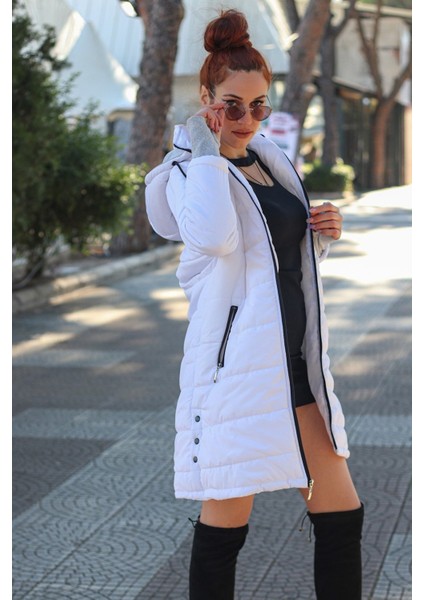 Kışlık Kapüşonlu Uzun Kadın Şişme Mont