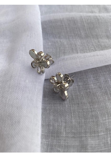 925 Ayar Gümüş Çiçek Model Çocuk/genç/yetişkin Kadın Küpesi -Şık Tasarım fiyatları