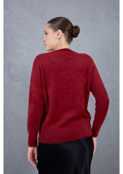 Kadın Bordo Sakal Iplik Taş ve Inci Detaylı Bisiklet Yaka Triko Kazak fırsatları