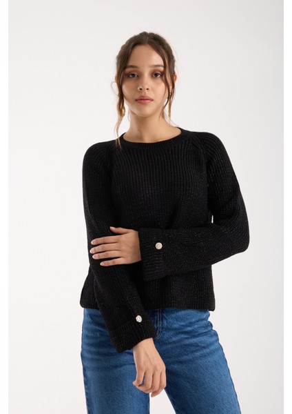Kadın Siyah Reglan Kol ve Tek Düğmeli Manşetler Bisiklet Yaka Simli Triko Kazak