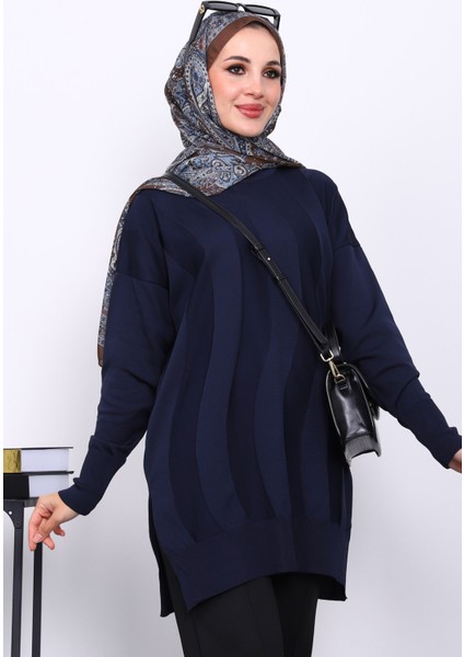Lacivert Bisiklet Yaka Soğuk İplik Triko Tunik