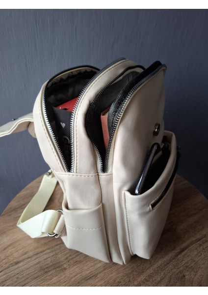 VS-31110 4 Bölmeli Orta Boy Sırt Çantası