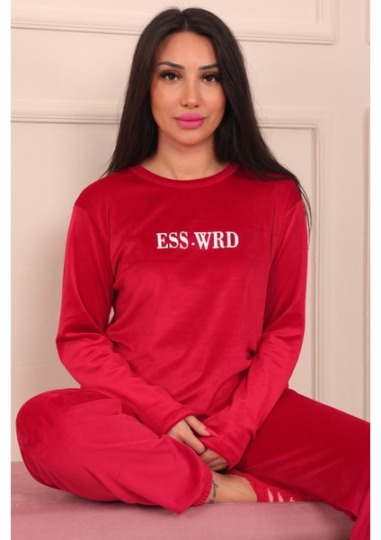 Kadın Sloganlı Uzun Kollu Paçası Manşetli Kadife Pijama Takımı