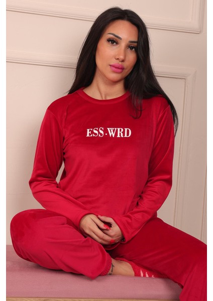 Kadın Sloganlı Uzun Kollu Paçası Manşetli Kadife Pijama Takımı fiyatları